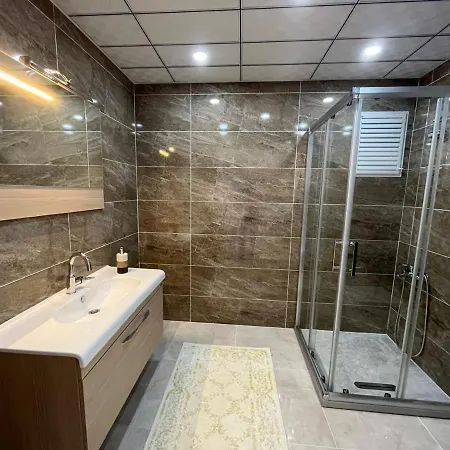 公寓 Quenn's House 特拉布宗
